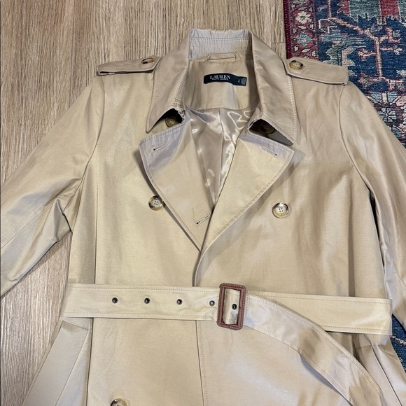 New Lauren Ralph Lauren  Beige Short Trench Coat with Belt size L - Picture 2 of 9